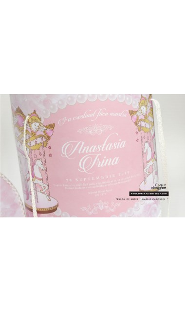 Trusou complet de botez roz prafuit pentru fetite, Caruselul fermecat 10